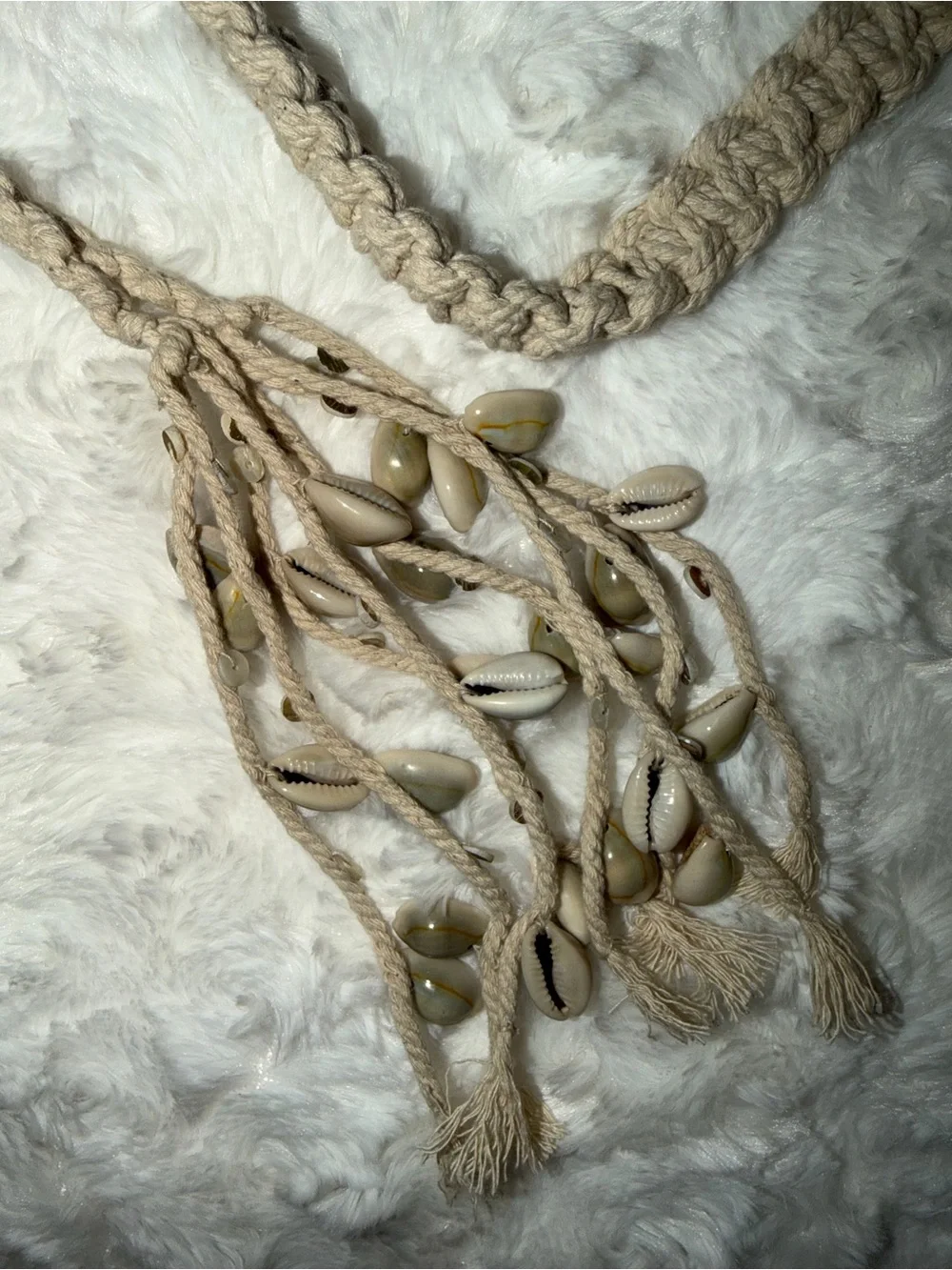 AE Crochet O-ring Shell Tassel Belt NWT L/XL